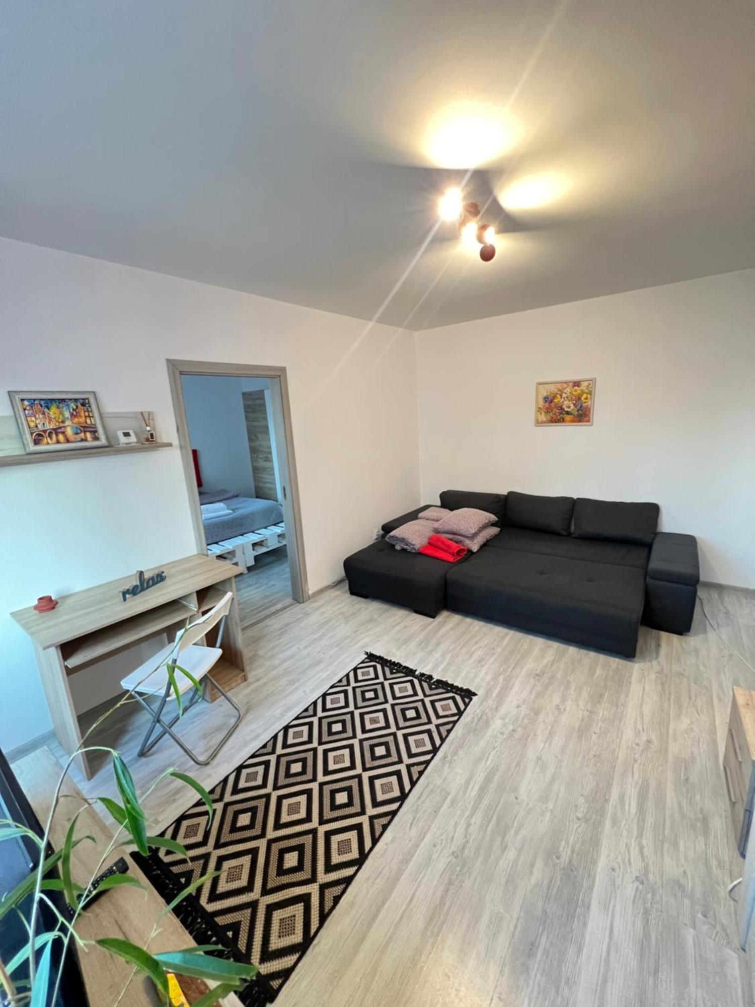 3 Rooms Apartment Airy & Bright Palas Style Iasi Exterior photo